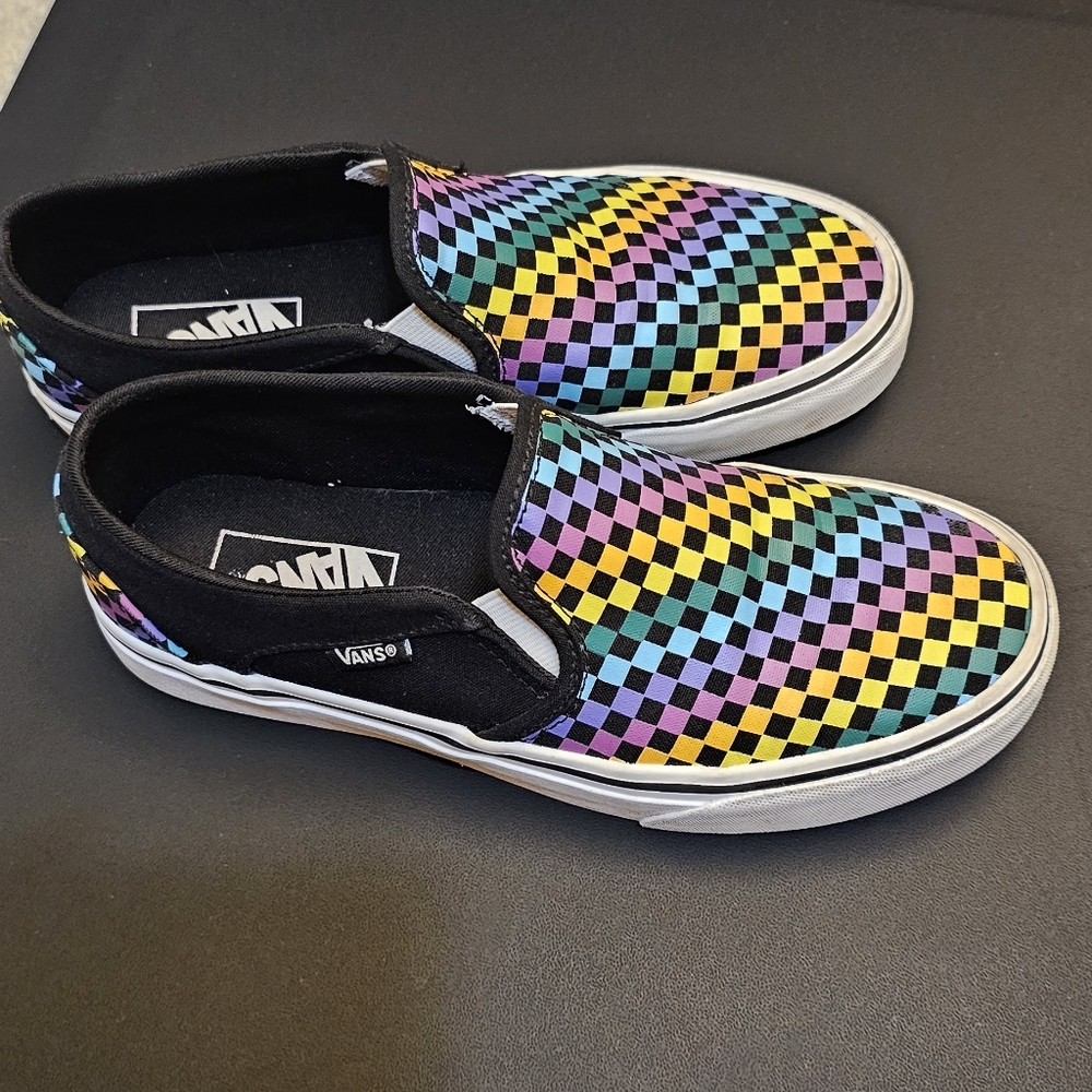 Vans Off the Wall rainbow checkered slip on shoes great condition women's SZ 6.5
